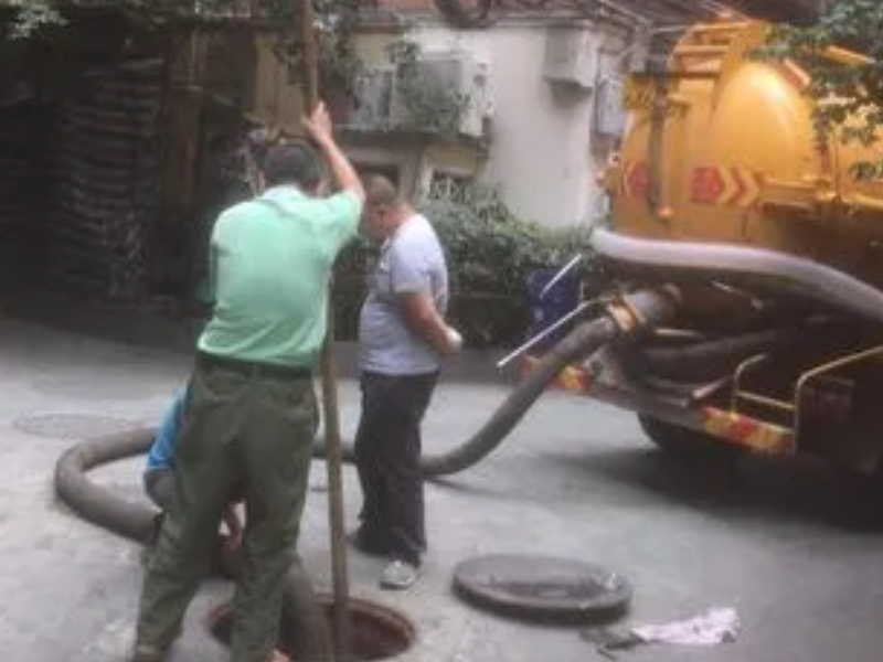 新市区上海城隔油池清理